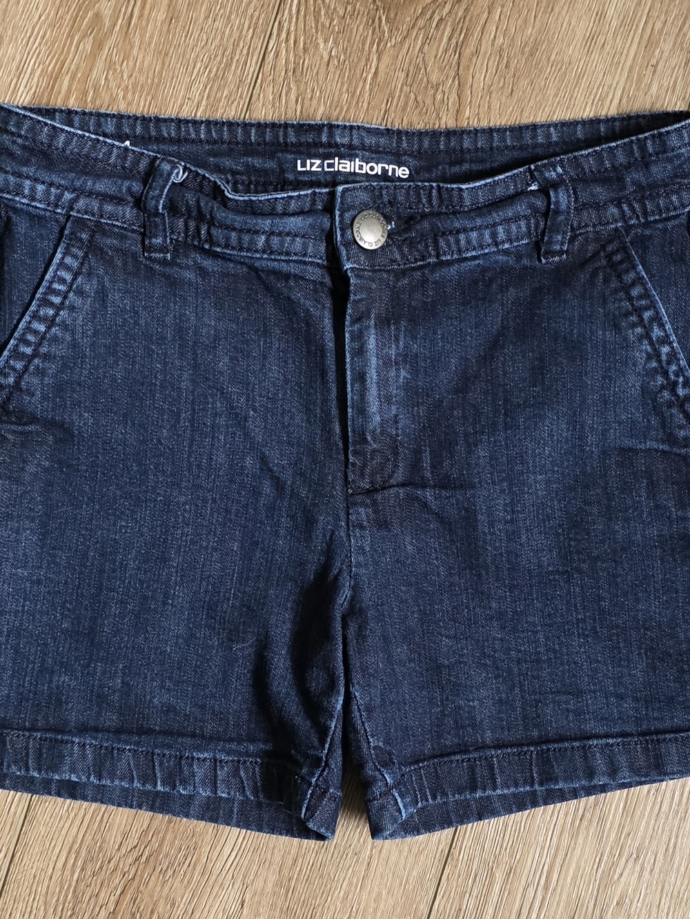 Liz Claiborne Indigo Denim Short Shorts